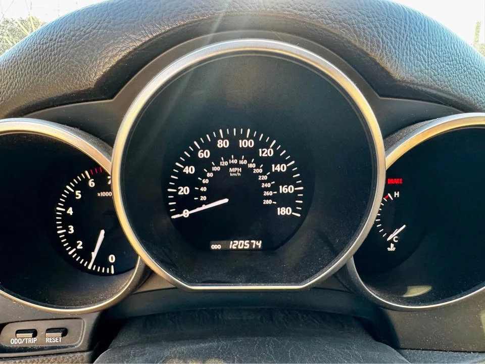 2006 Lexus SC430 - Image 10 of 12