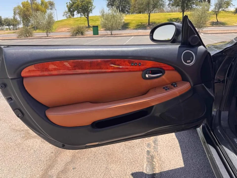 2006 Lexus SC430 - Image 18 of 20