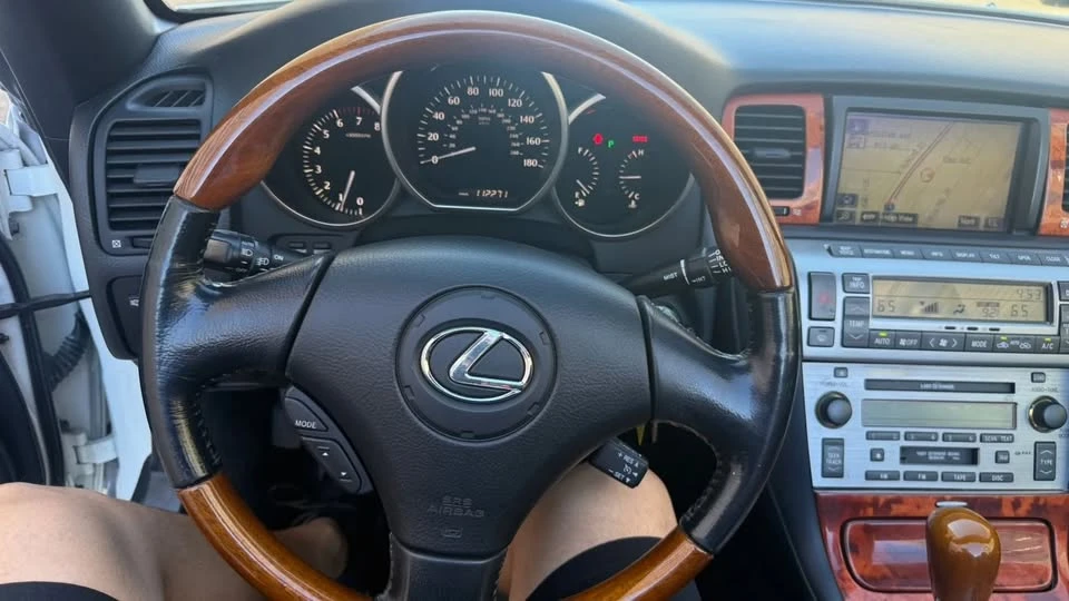 2006 Lexus SC430 - Image 18 of 20
