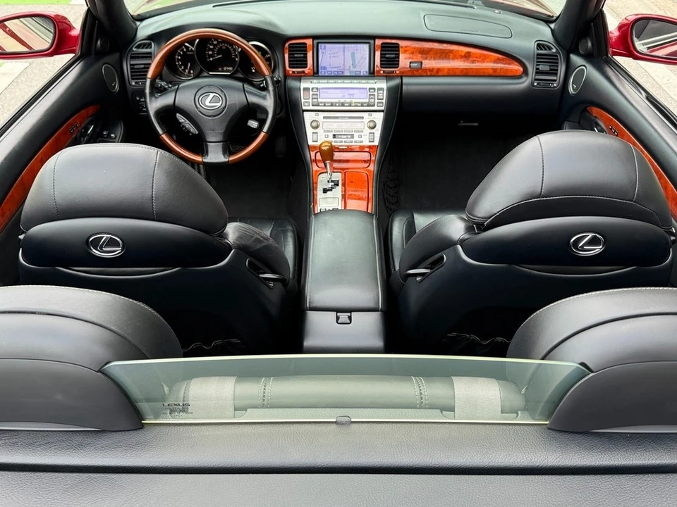 2006 Lexus SC430 - Image 2 of 21