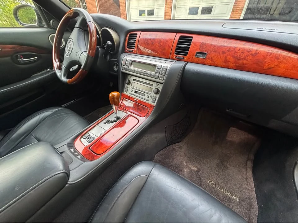 2006 Lexus SC430 - Image 3 of 10