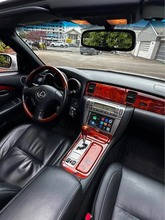 2006 Lexus SC430 - Image 9 of 10