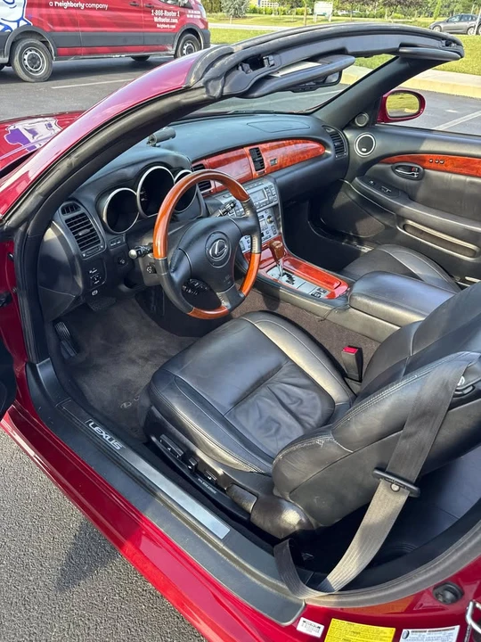 2006 Lexus SC430 - Image 4 of 20