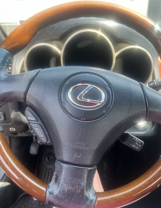 2006 Lexus SC430 - Image 3 of 20