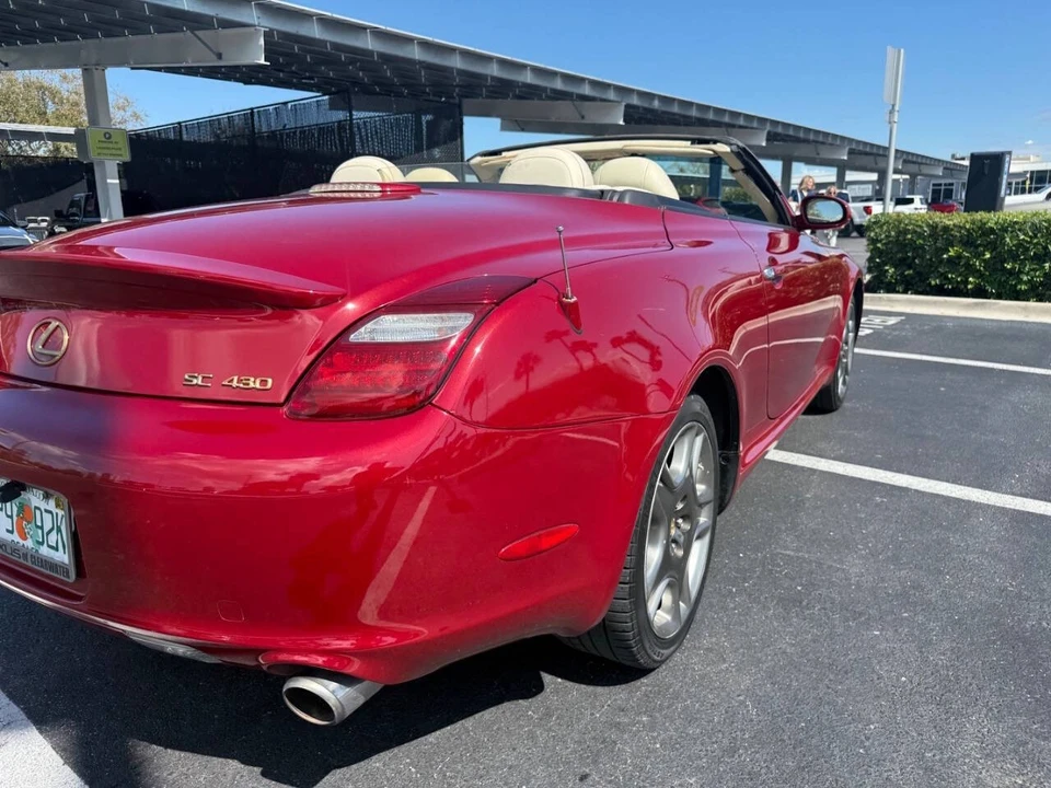 2006 Lexus SC430 - Image 4 of 21