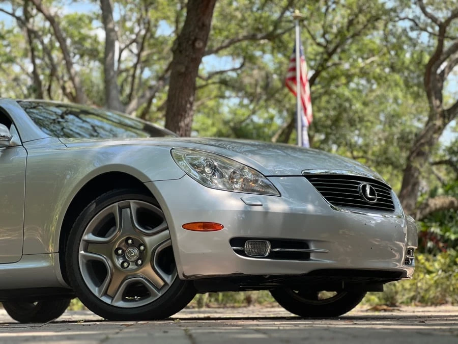 2006 Lexus SC430 - Image 2 of 18