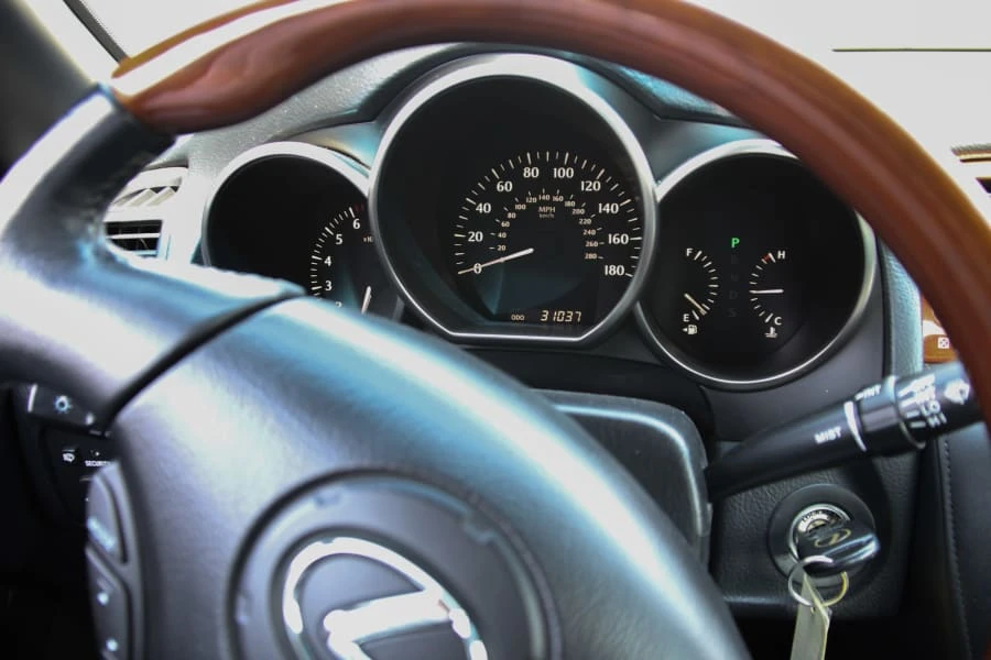 2006 Lexus SC430 - Image 10 of 17