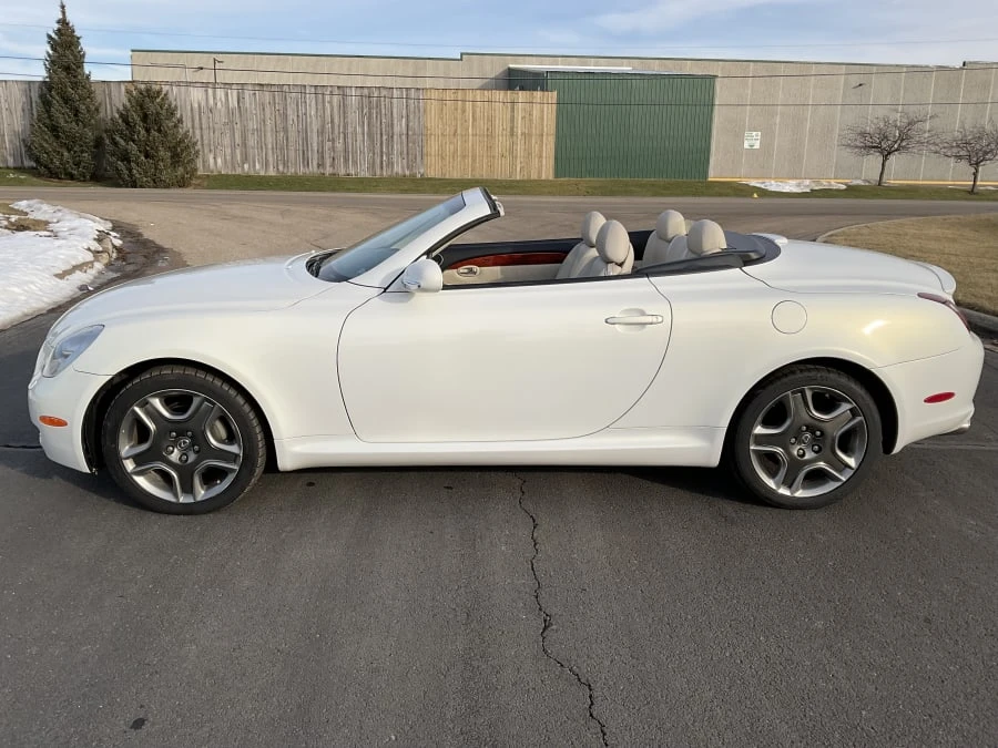 2006 Lexus SC430 - Image 2 of 16