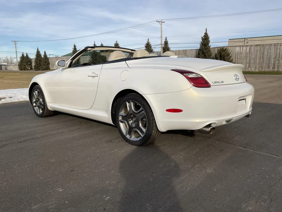 2006 Lexus SC430 - Image 3 of 16