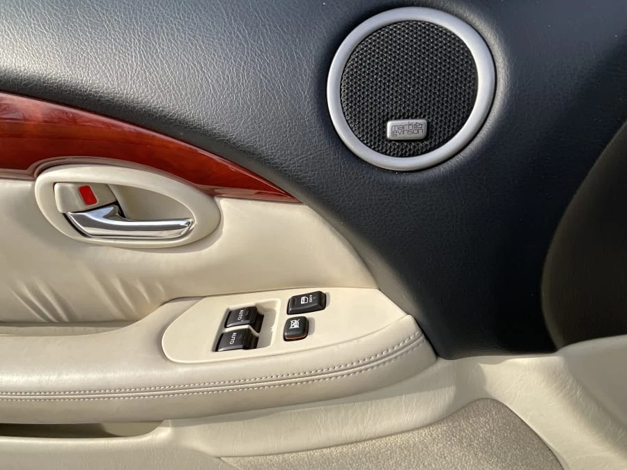 2006 Lexus SC430 - Image 13 of 16