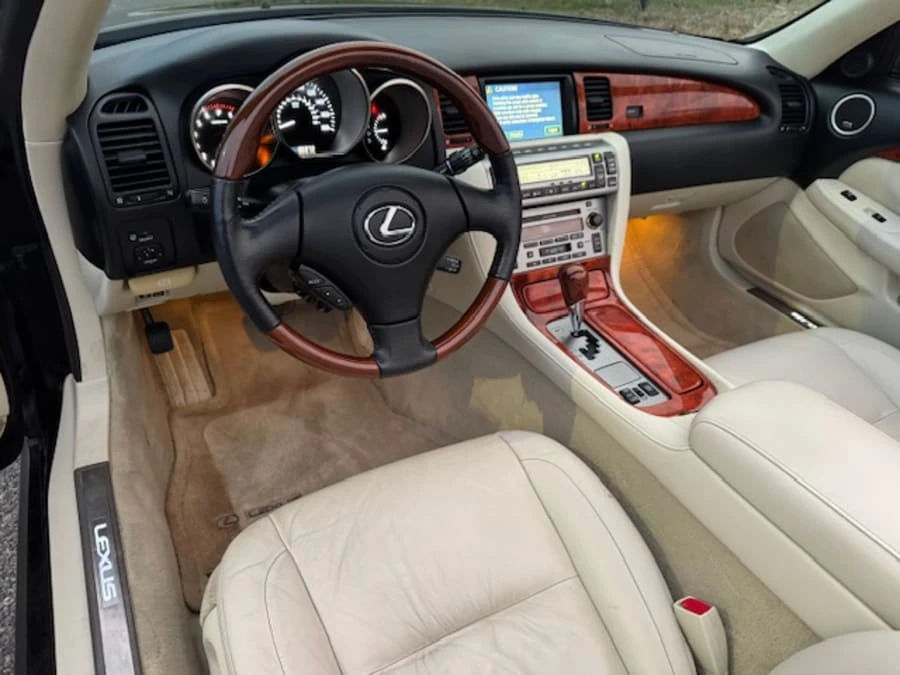 2006 Lexus SC430 - Image 18 of 28