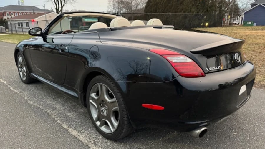 2006 Lexus SC430 - Image 10 of 28