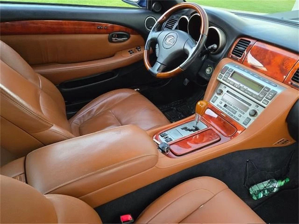 2006 Lexus SC430 - Image 10 of 11