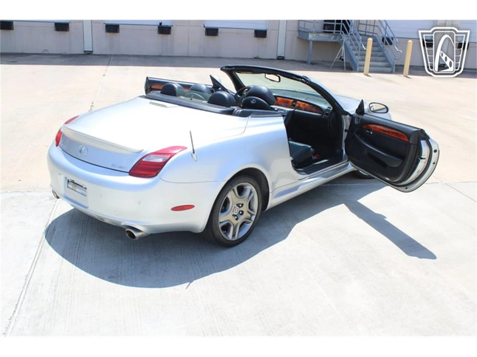 2006 Lexus SC430 - Image 24 of 31