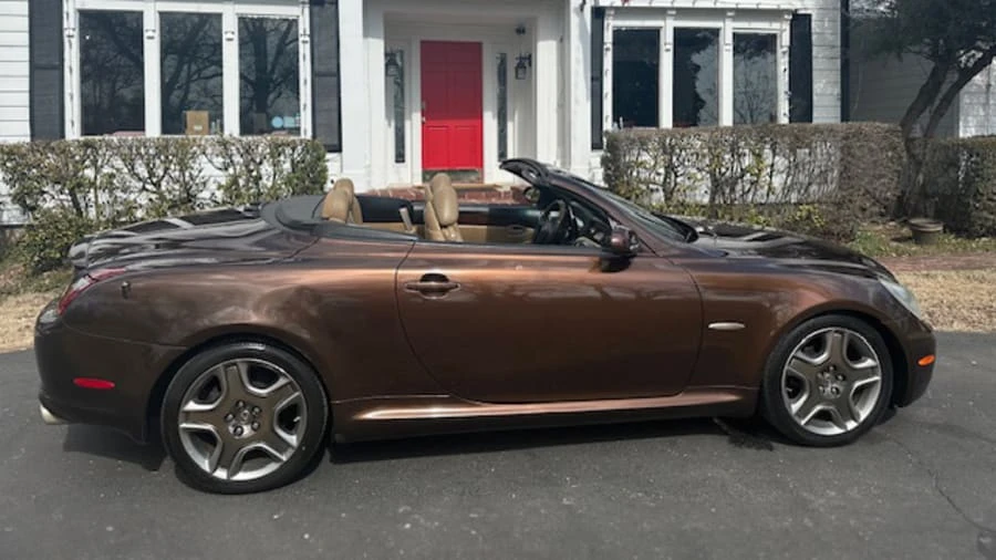 2006 Lexus SC430 - Image 2 of 14