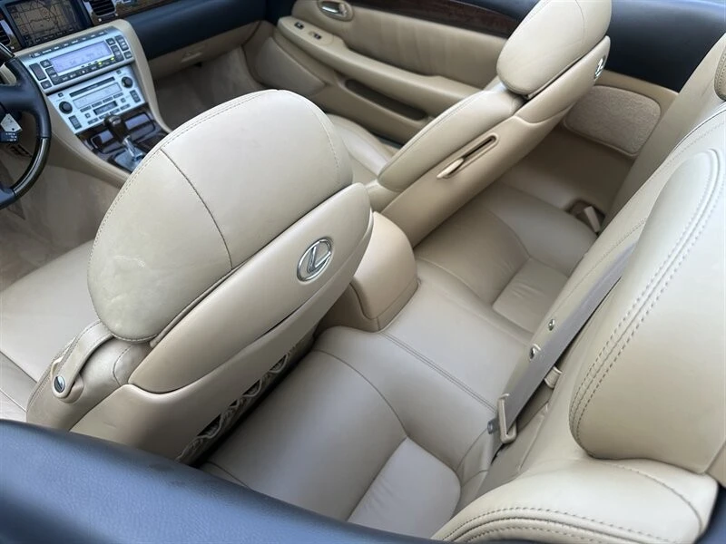 2006 Lexus SC430 - Image 24 of 31