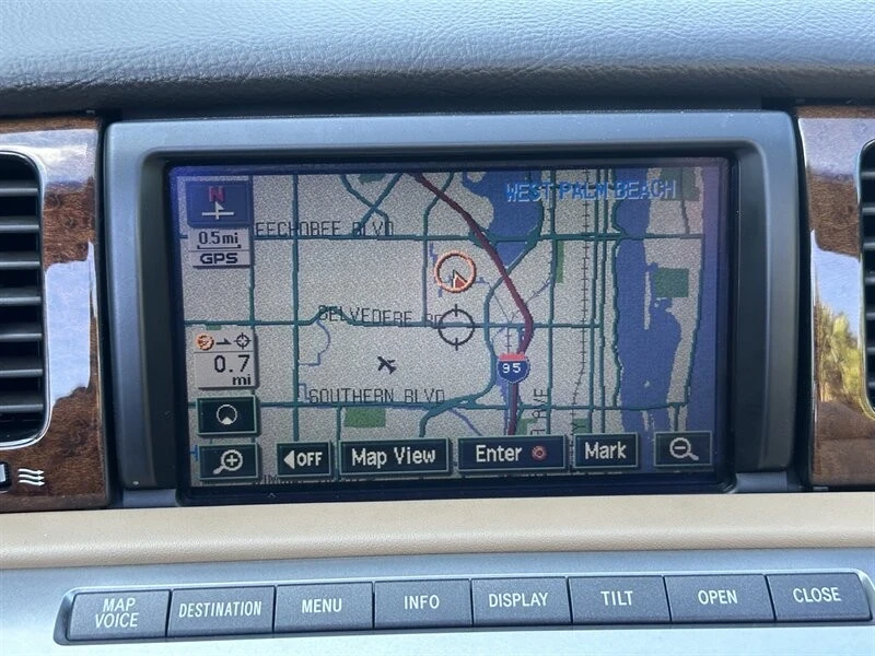 2006 Lexus SC430 - Image 13 of 21