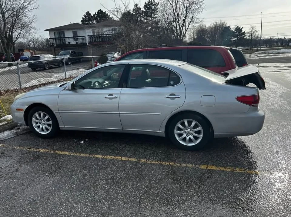 2006 Lexus ES 4th Gen - Image 8 of 10