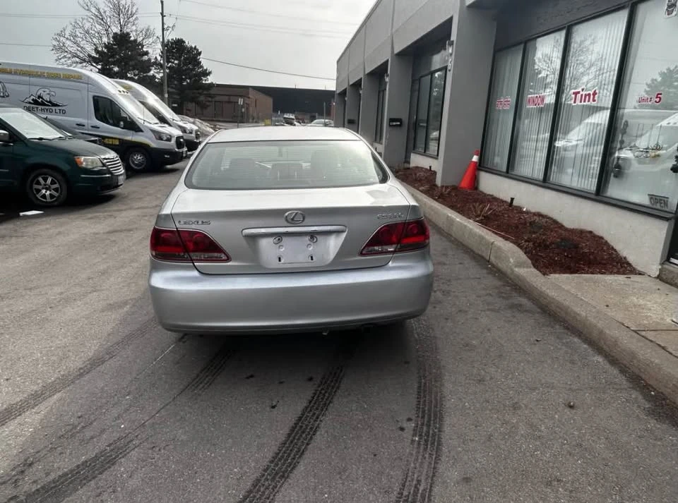 2006 Lexus ES 4th Gen - Image 5 of 10