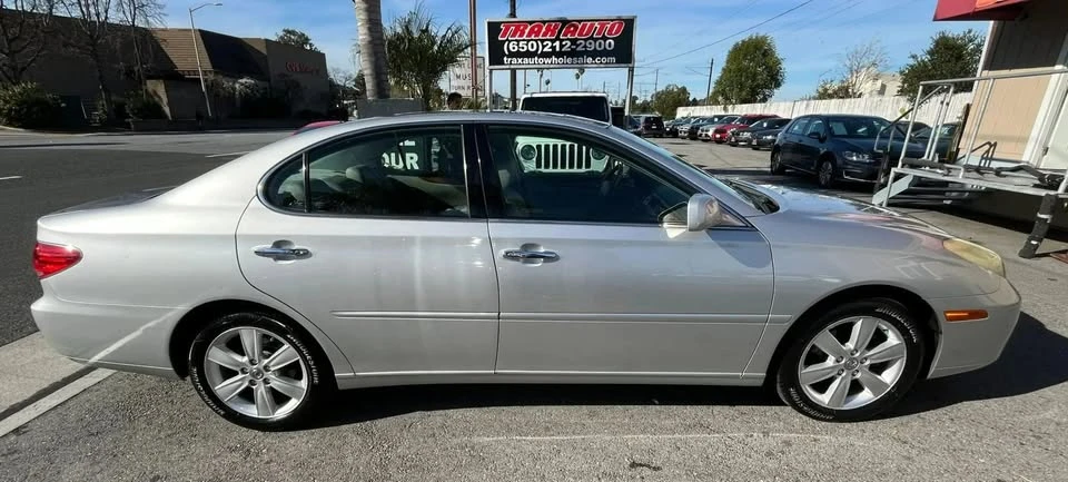 2006 Lexus ES 4th Gen - Image 8 of 20