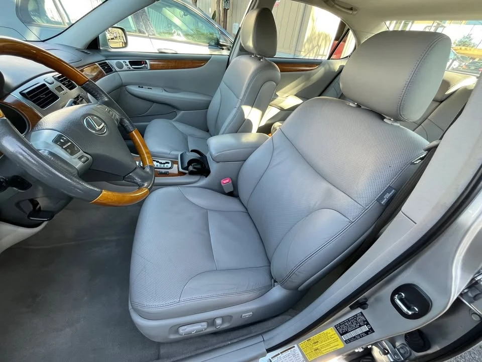 2006 Lexus ES 4th Gen - Image 11 of 20
