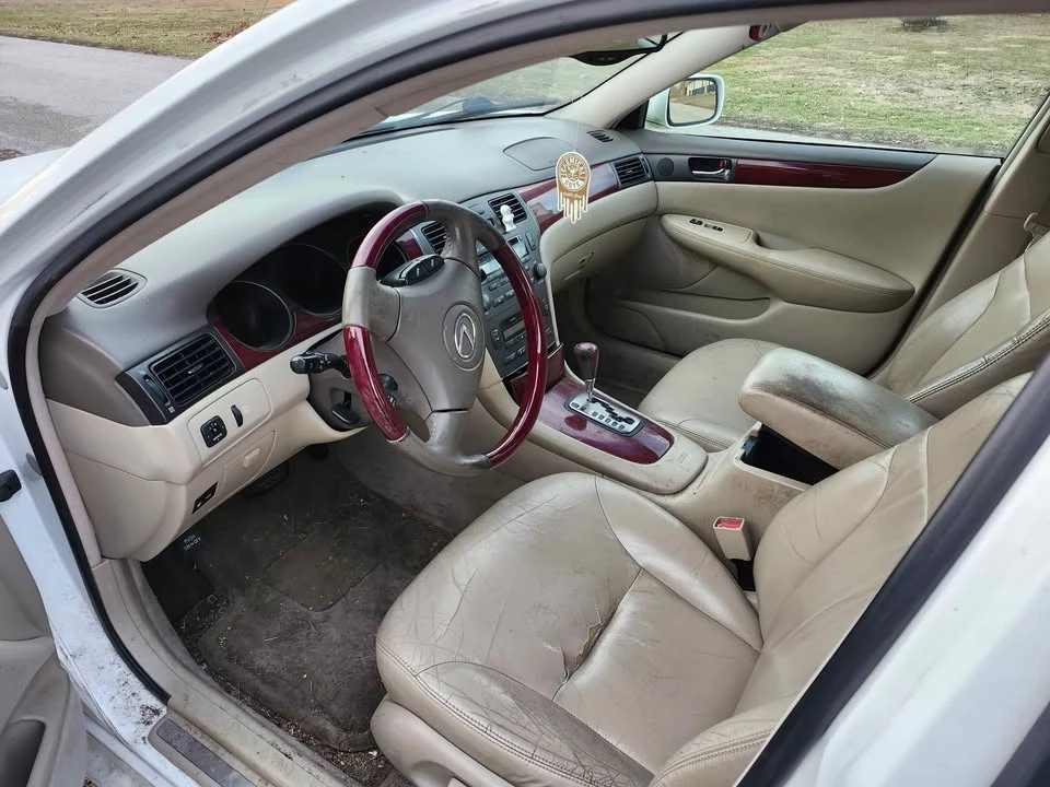 2006 Lexus ES 4th Gen - Image 4 of 7