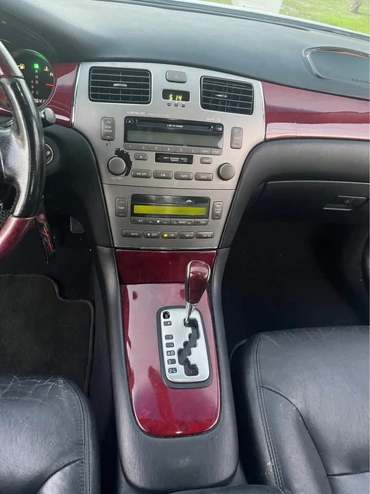2006 Lexus ES 4th Gen - Image 9 of 9