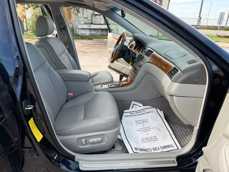 2006 Lexus ES 4th Gen - Image 19 of 20