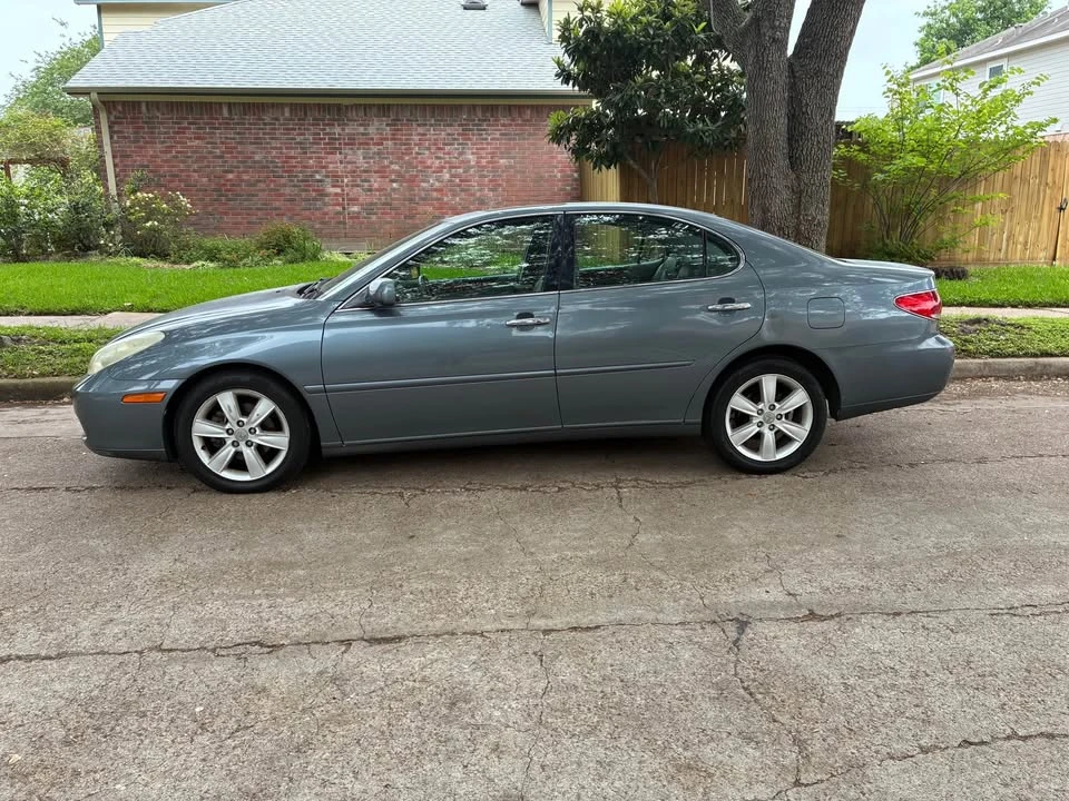 2006 Lexus ES 4th Gen - Image 5 of 10