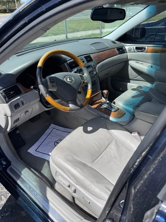 2006 Lexus ES 4th Gen - Image 9 of 16