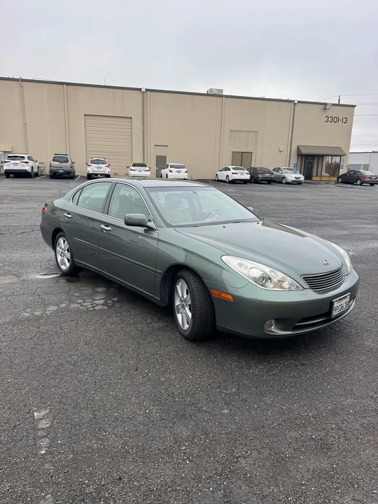 2006 Lexus ES 3rd Gen - Image 14 of 17