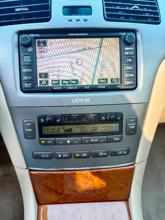 2006 Lexus ES 3rd Gen - Image 14 of 17