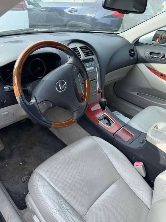 2006 Lexus ES 3rd Gen - Image 4 of 9