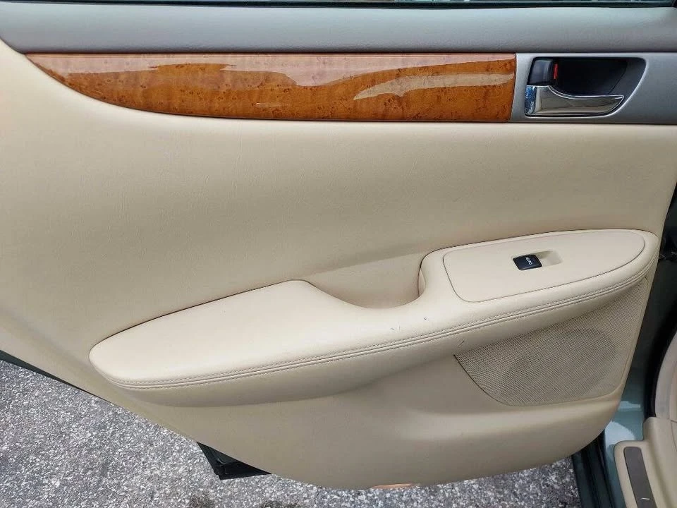 2006 Lexus ES 4th Gen - Image 18 of 20