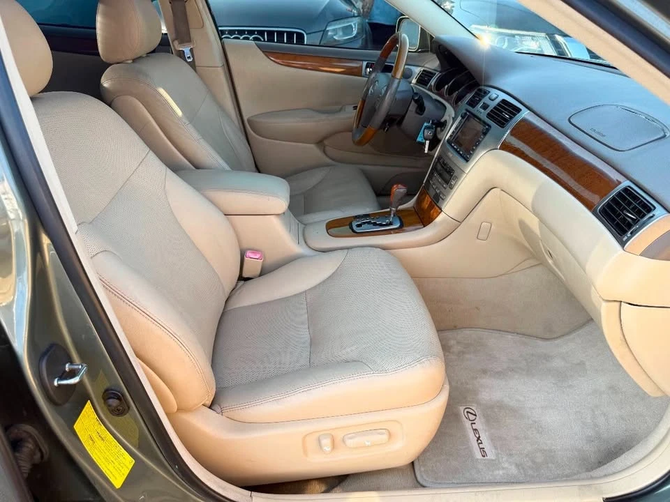 2006 Lexus ES 4th Gen - Image 16 of 17