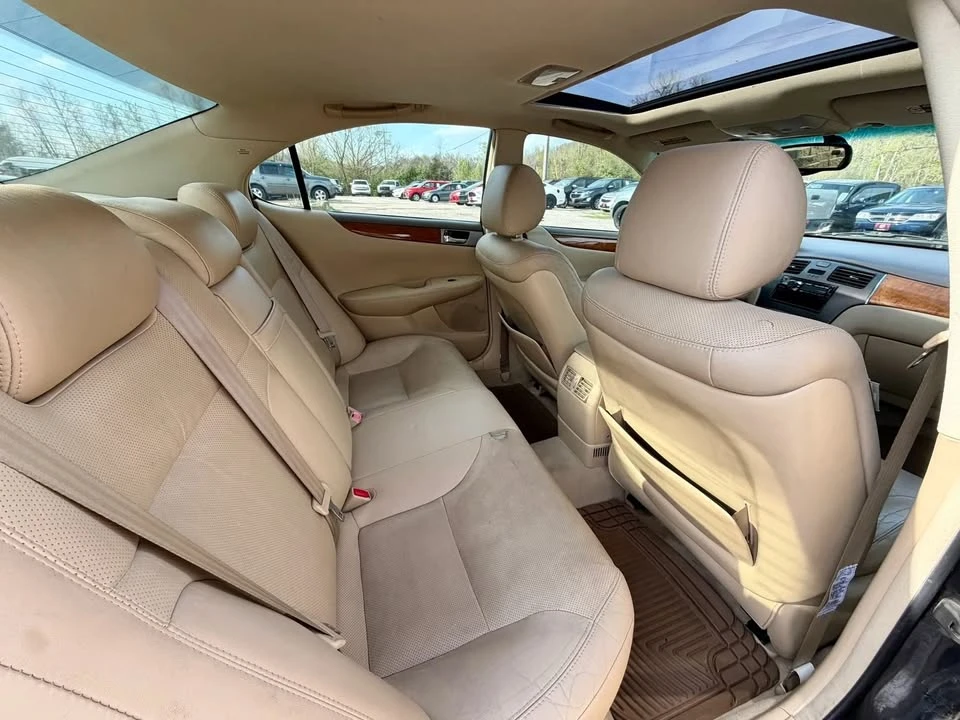 2006 Lexus ES 4th Gen - Image 12 of 16