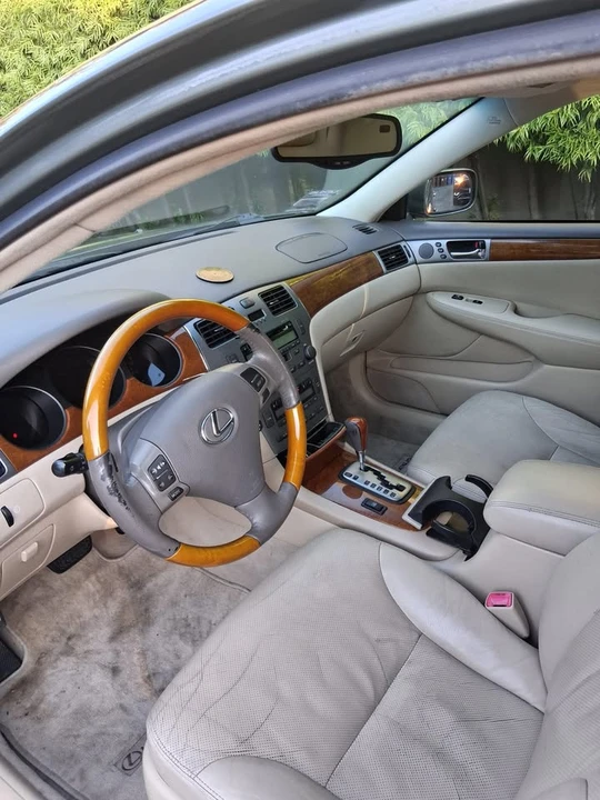 2006 Lexus ES 4th Gen - Image 3 of 5