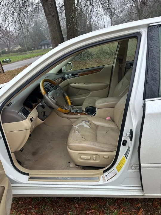 2006 Lexus ES 3rd Gen - Image 13 of 14