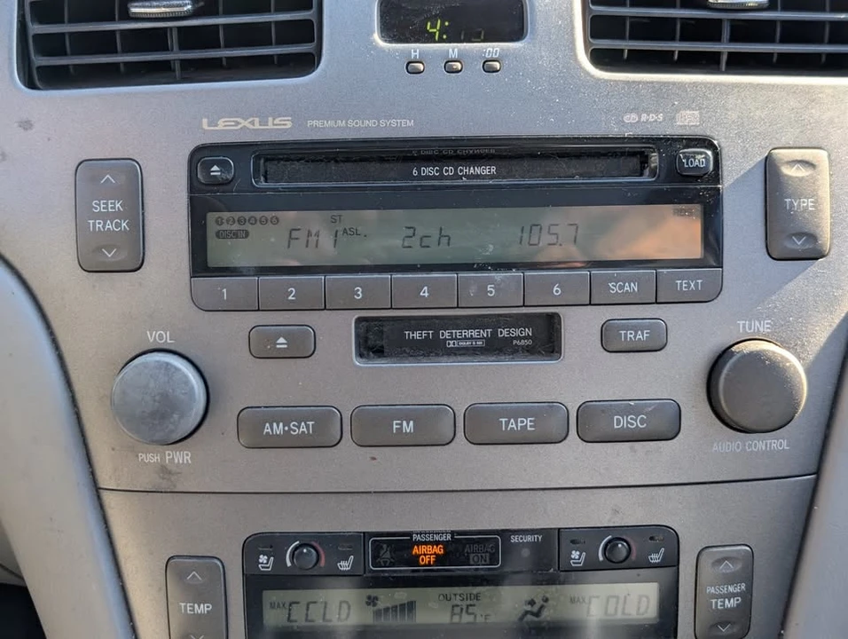 2006 Lexus ES 4th Gen - Image 15 of 20