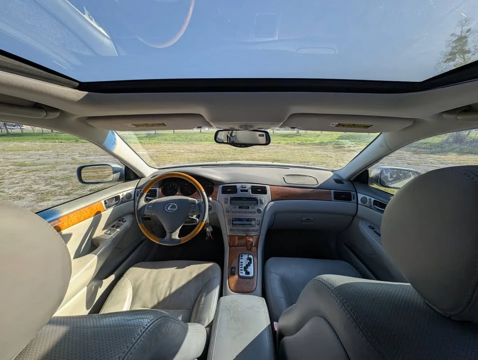 2006 Lexus ES 4th Gen - Image 13 of 20