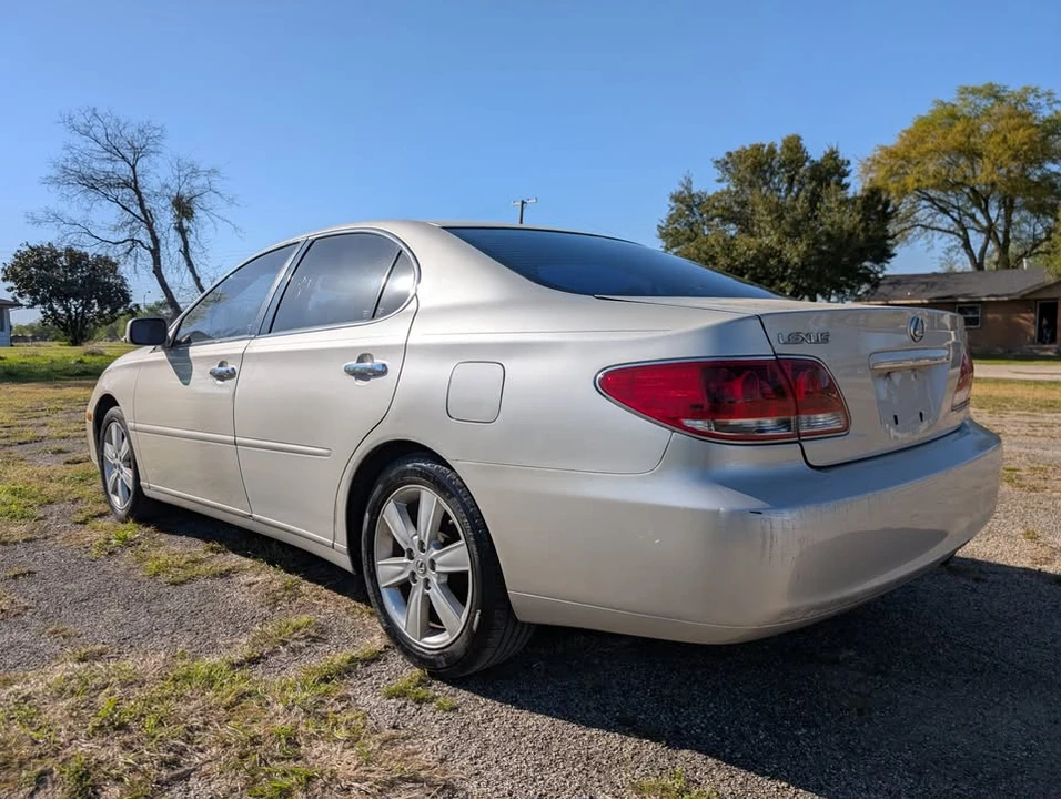 2006 Lexus ES 4th Gen - Image 3 of 20