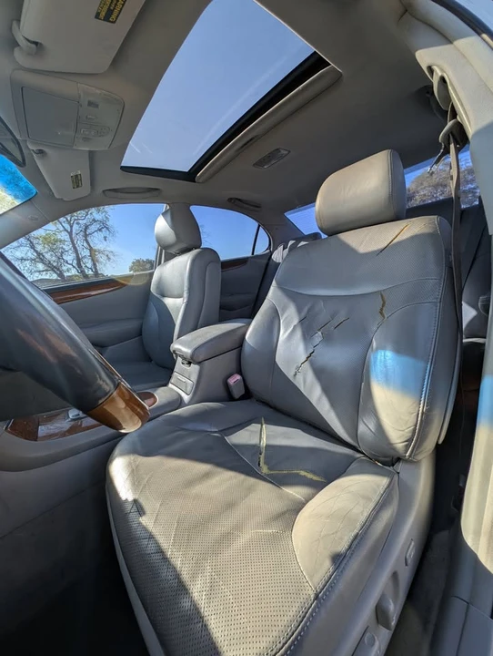 2006 Lexus ES 4th Gen - Image 11 of 20