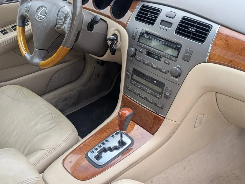 2006 Lexus ES 4th Gen - Image 13 of 20