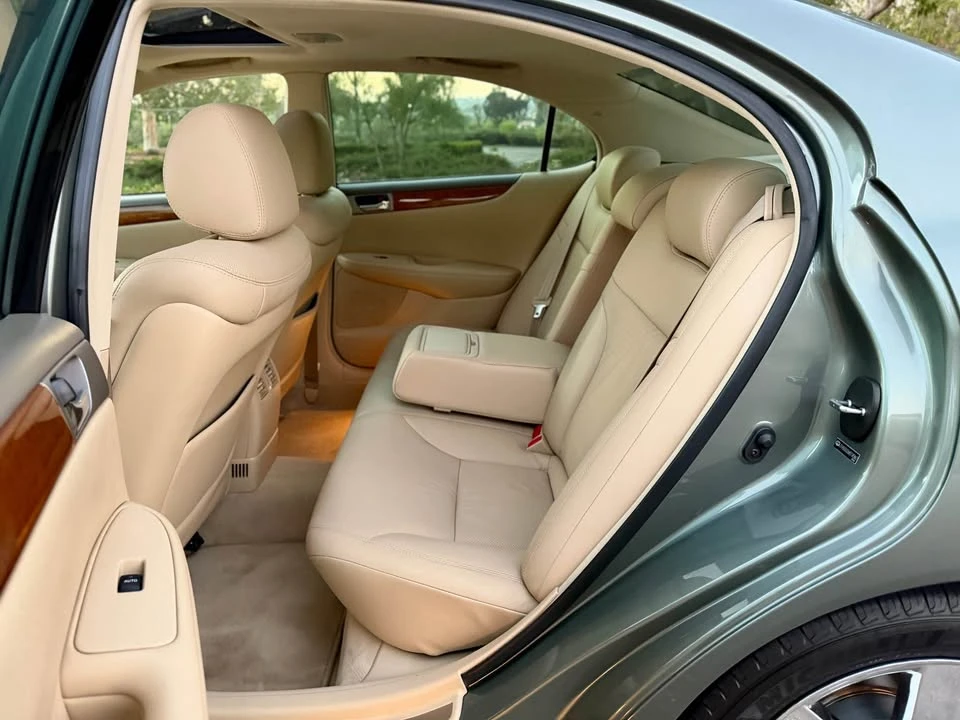 2006 Lexus ES 4th Gen - Image 9 of 16