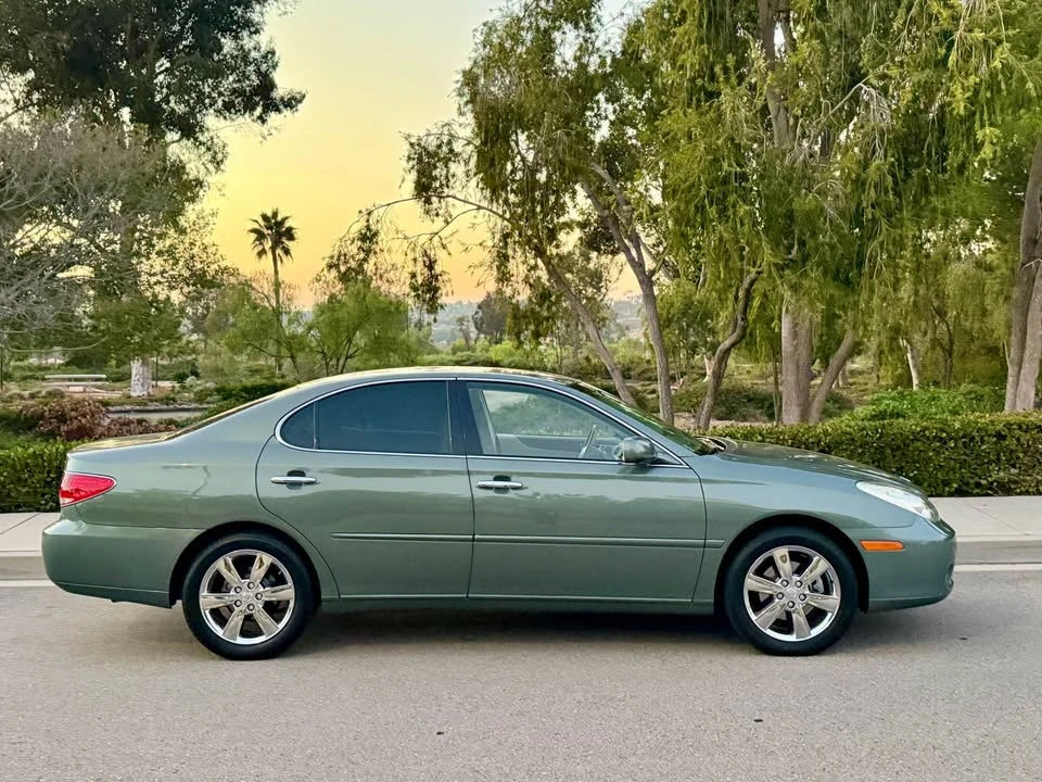 2006 Lexus ES 4th Gen - Image 2 of 16