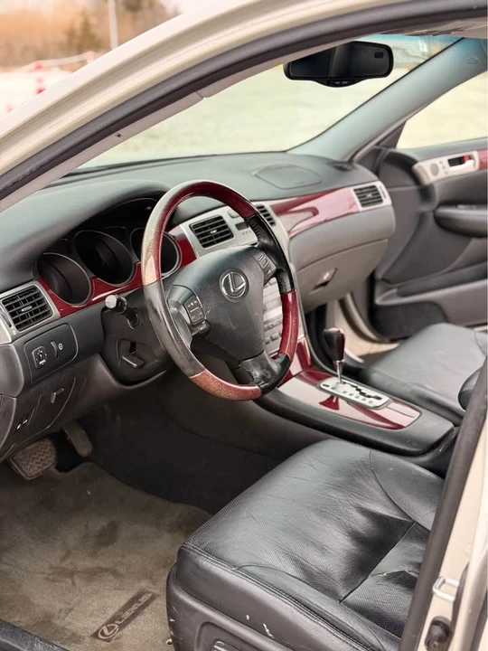 2006 Lexus ES 4th Gen - Image 11 of 12