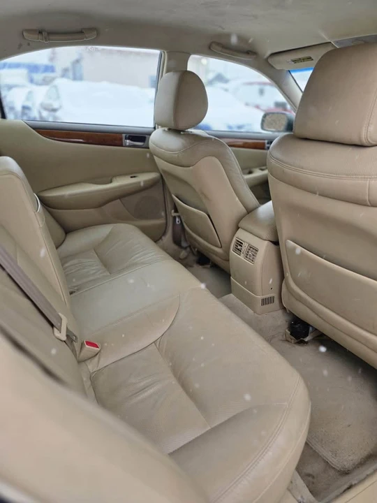 2006 Lexus ES 3rd Gen - Image 10 of 18