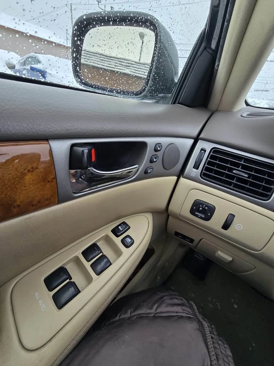 2006 Lexus ES 3rd Gen - Image 15 of 18