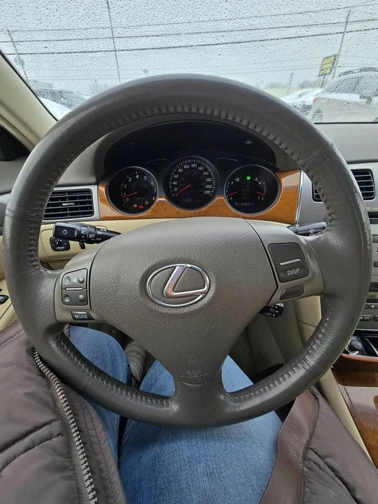 2006 Lexus ES 4th Gen - Image 10 of 16