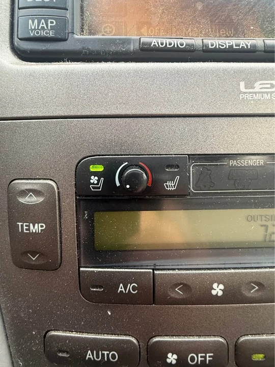 2006 Lexus ES 4th Gen - Image 13 of 19